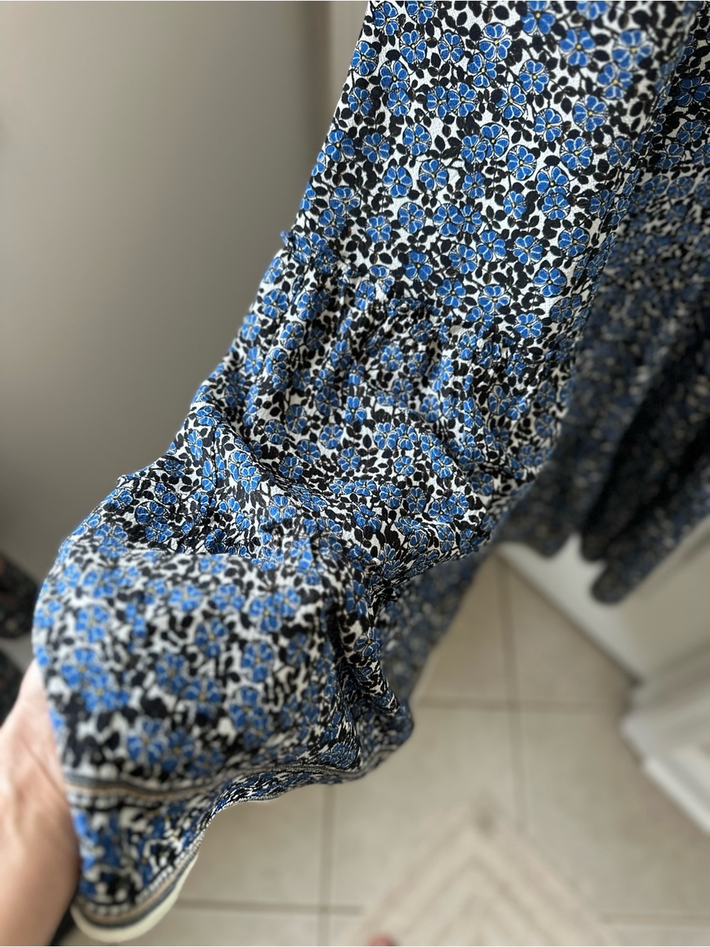 Max Studio Blue Floral Smocked Maxi Dress with Short Sleeves - Picture 3 of 5